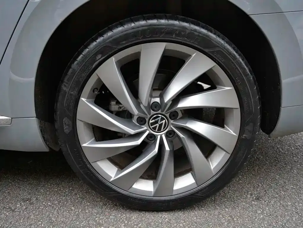 Volkswagen CC 2022 из CN, фото 4