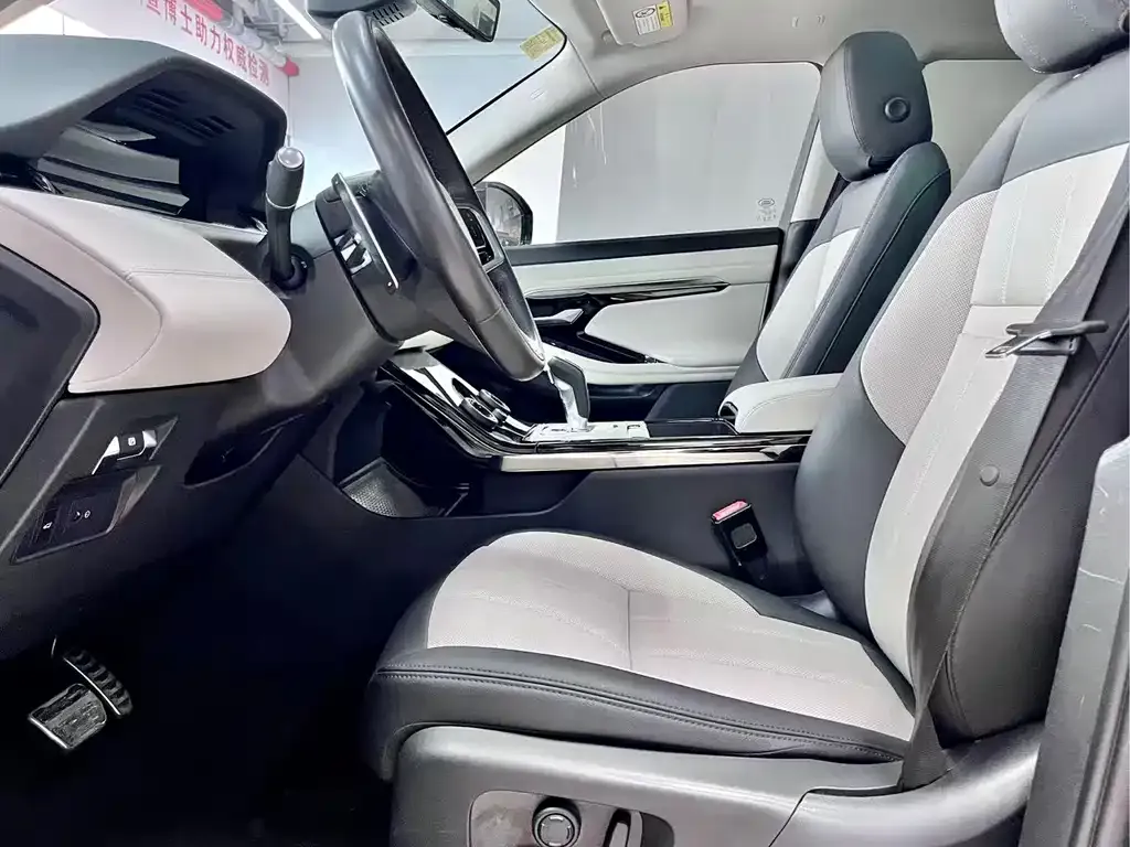 Land Rover Evoque — фото 4