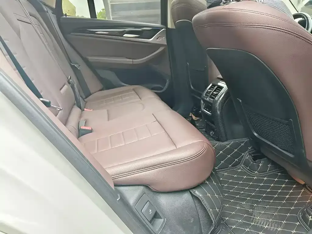 BMW X3 2021 из CN, фото 2