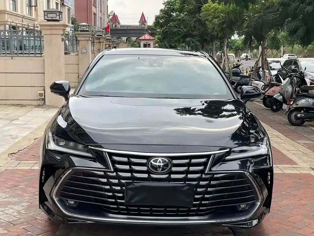Toyota Avalon 2023 из CN, фото 5
