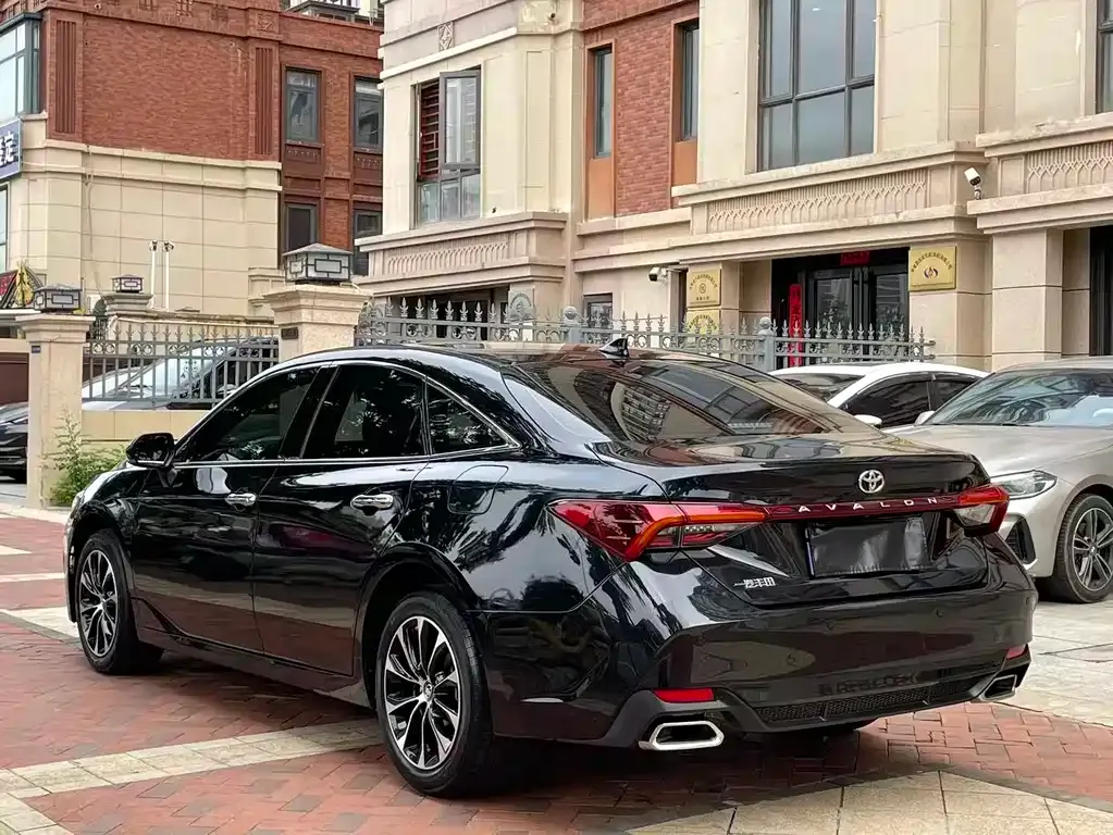 Toyota Avalon 2023 из CN, фото 10