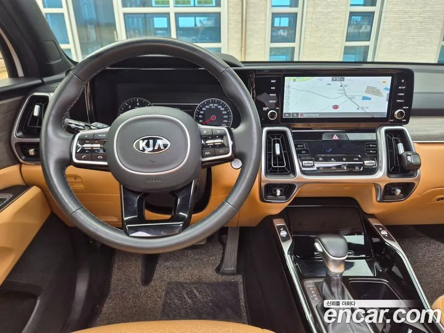Kia Sorento — фото 5