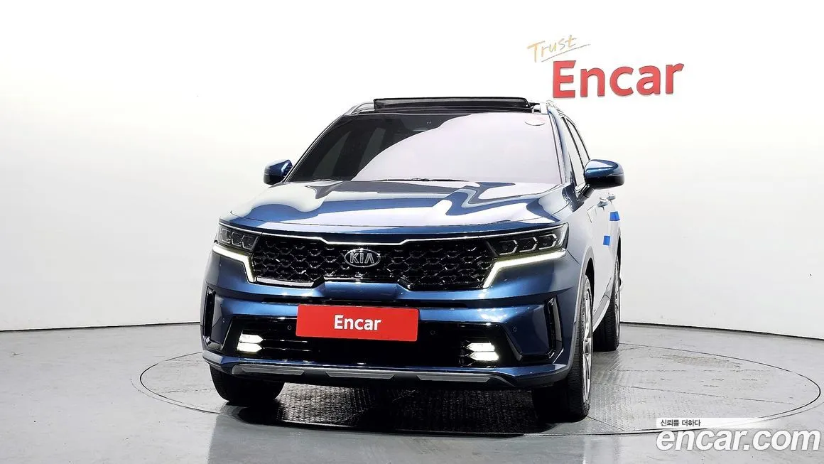 Kia Sorento — фото 6