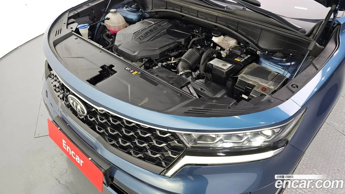 Kia Sorento — фото 10