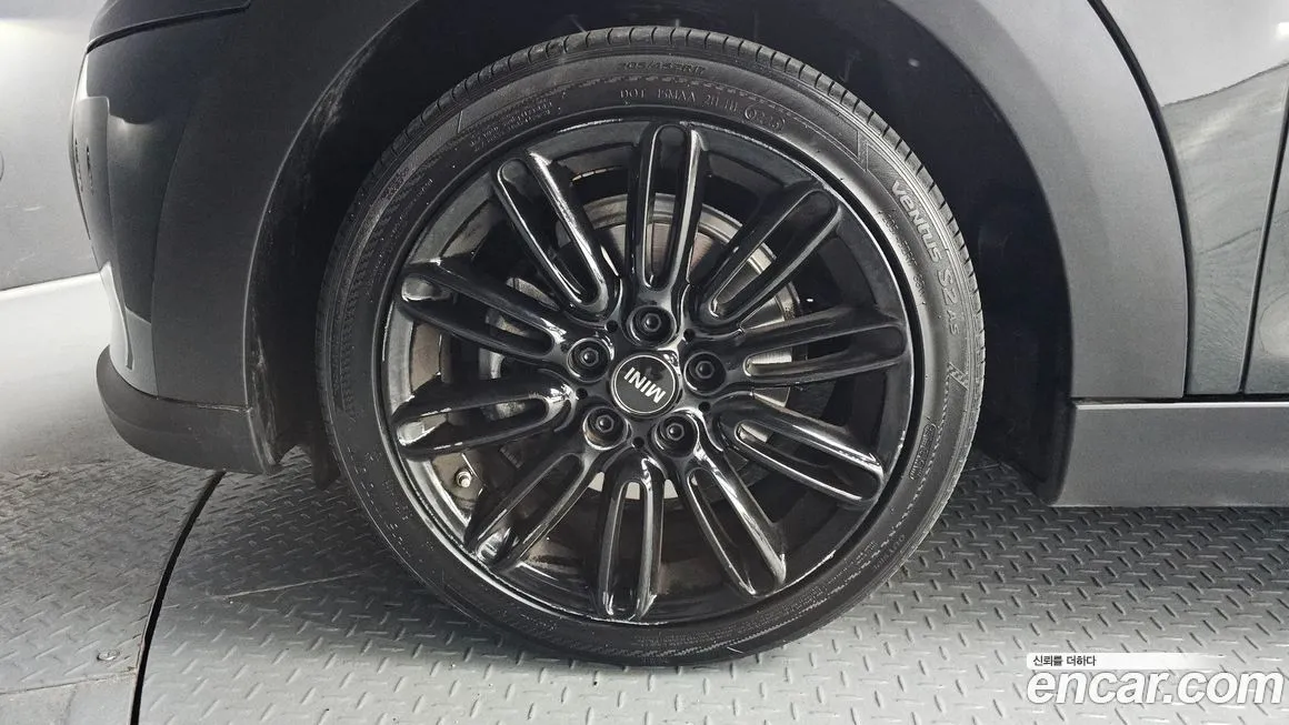 Mini Cooper 2023 из KR, фото 10
