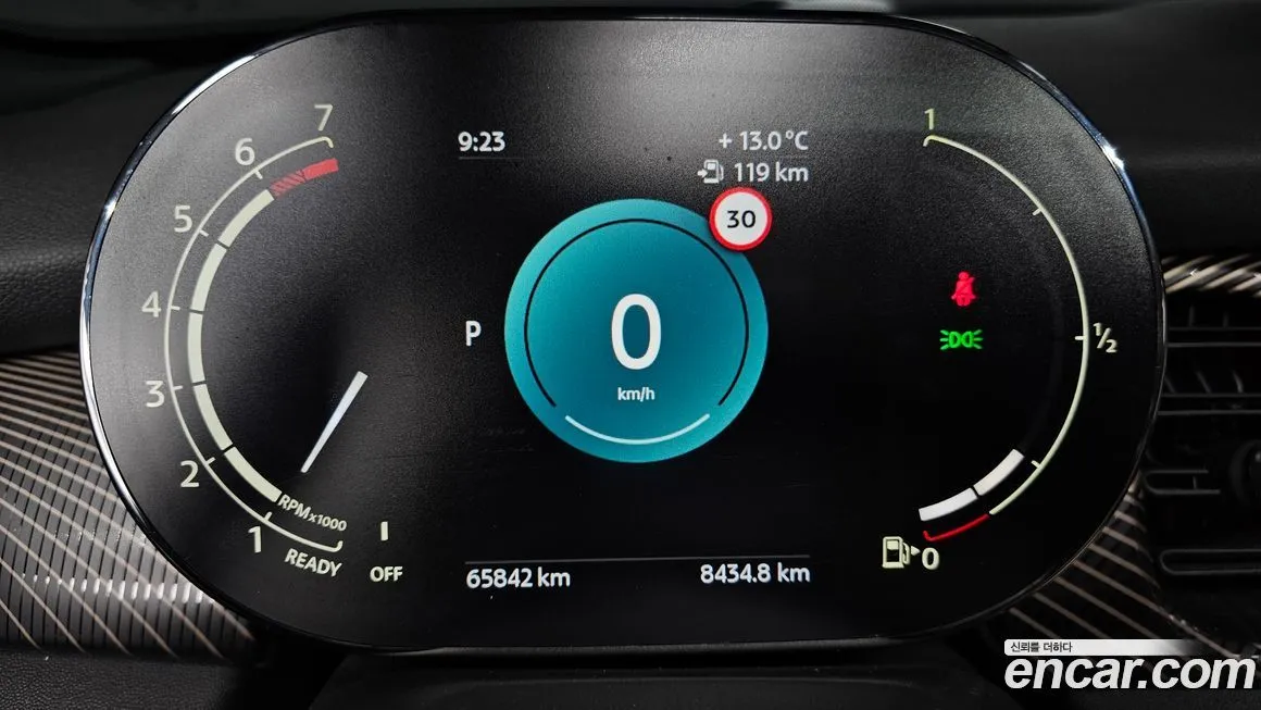 Mini Cooper 2023 из KR, фото 9