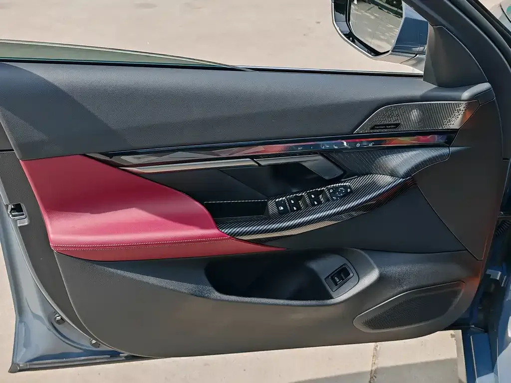 BMW i5 2024 из CN, фото 10