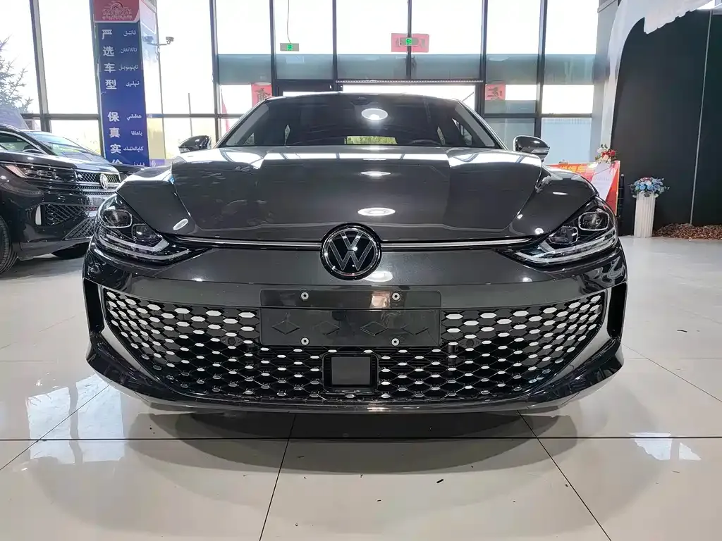Volkswagen Lamando 2024 из CN, фото 2