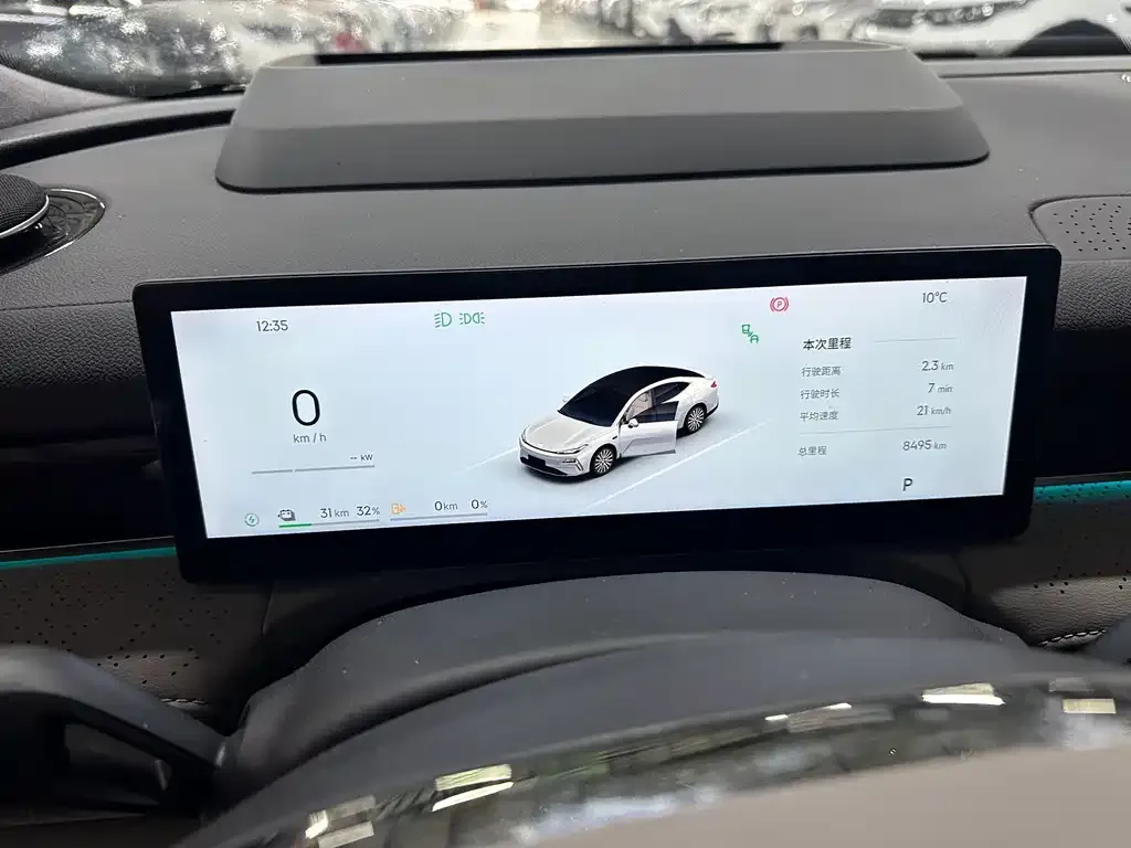 Geely Galaxy Xingyao 8 2025 из CN, фото 2