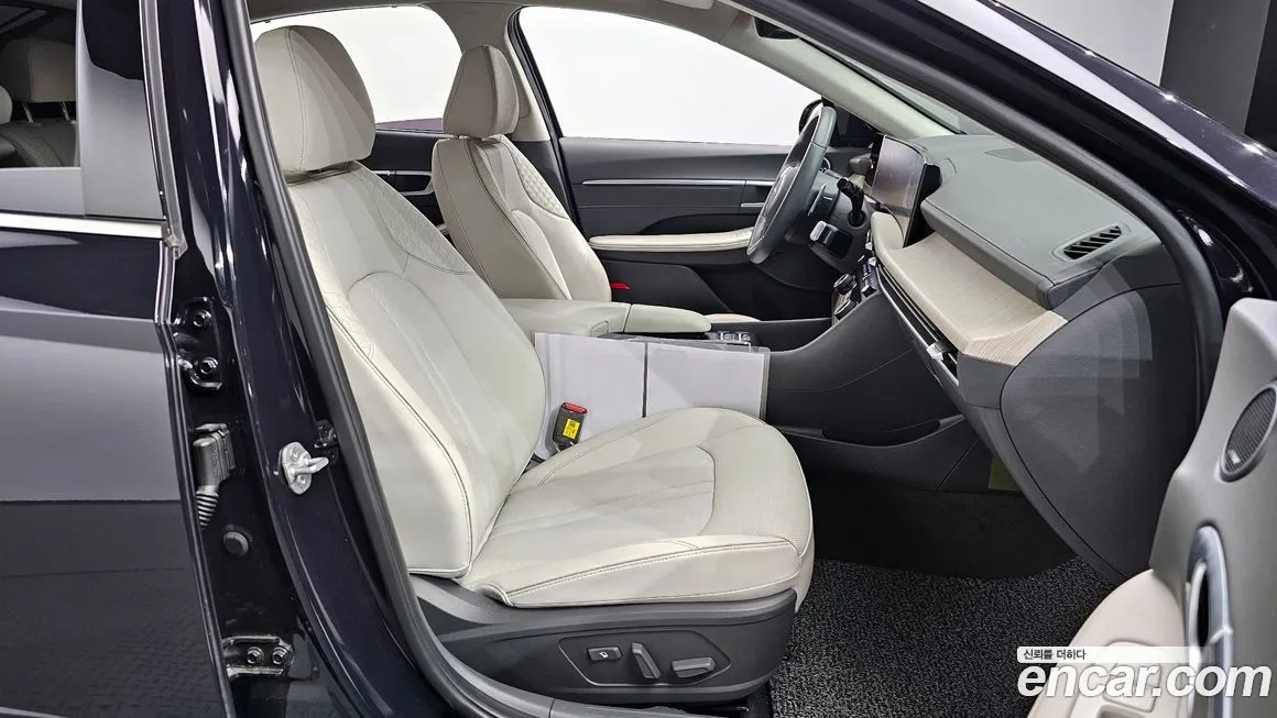 Hyundai Sonata 2024 из KR, фото 3