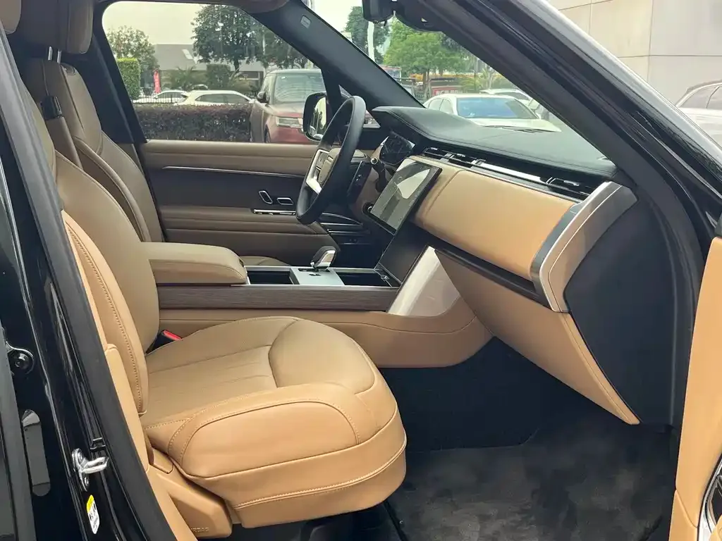 Land Rover Range Rover 2025 из CN, фото 3