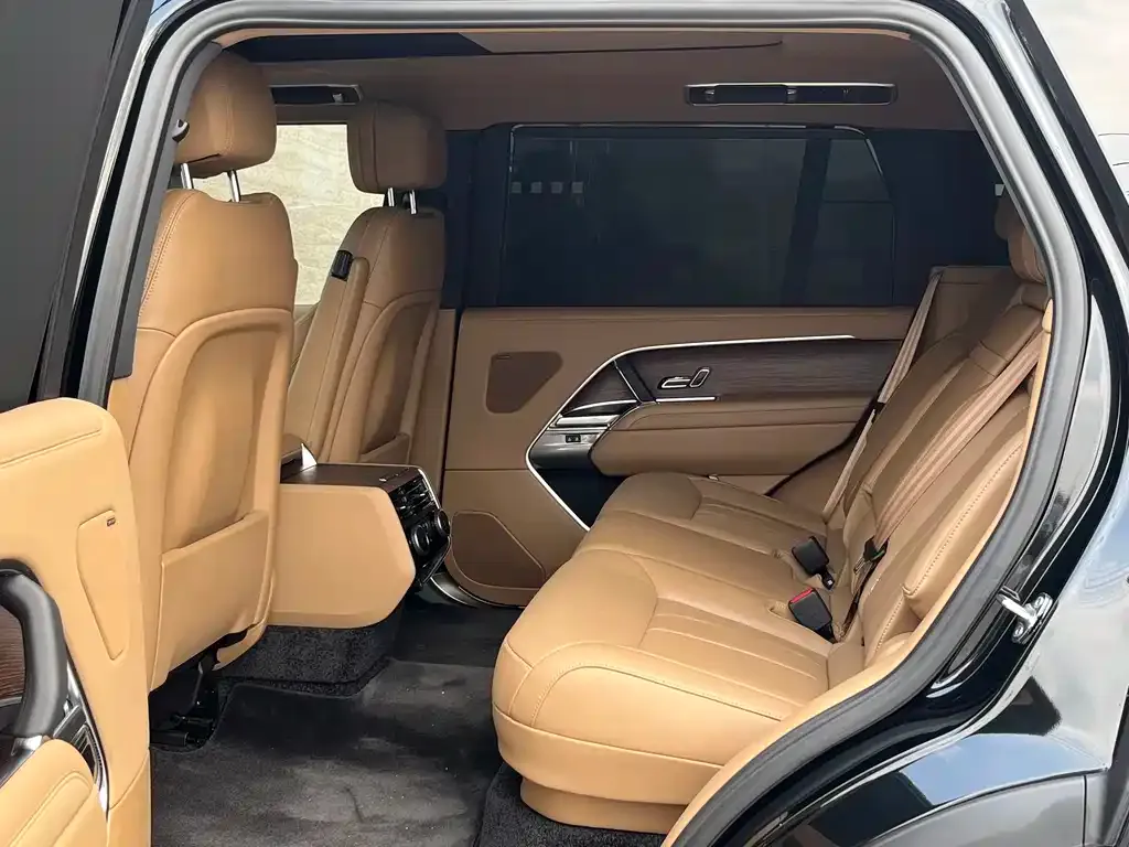 Land Rover Range Rover 2025 из CN, фото 2