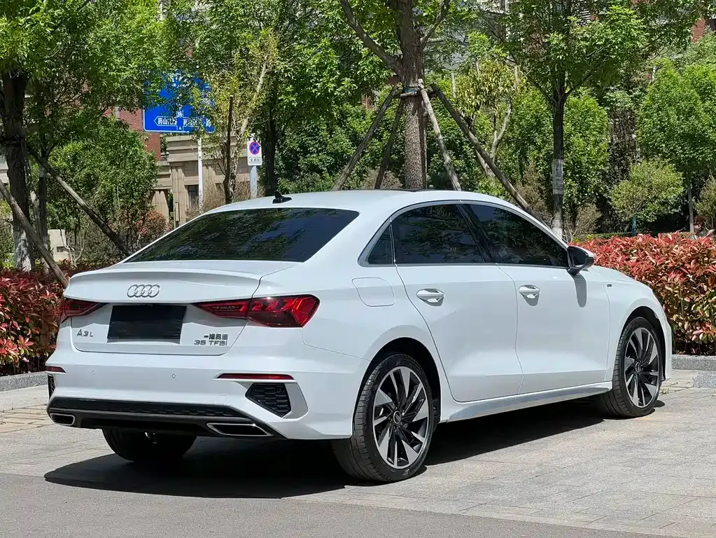 Audi A3 — фото 9