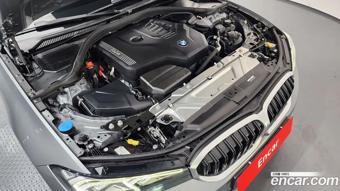 BMW 3-Series 2023 из KR, фото 9