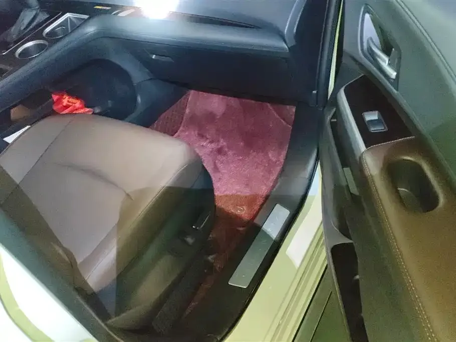 Toyota Granvia 2025 из CN, фото 3