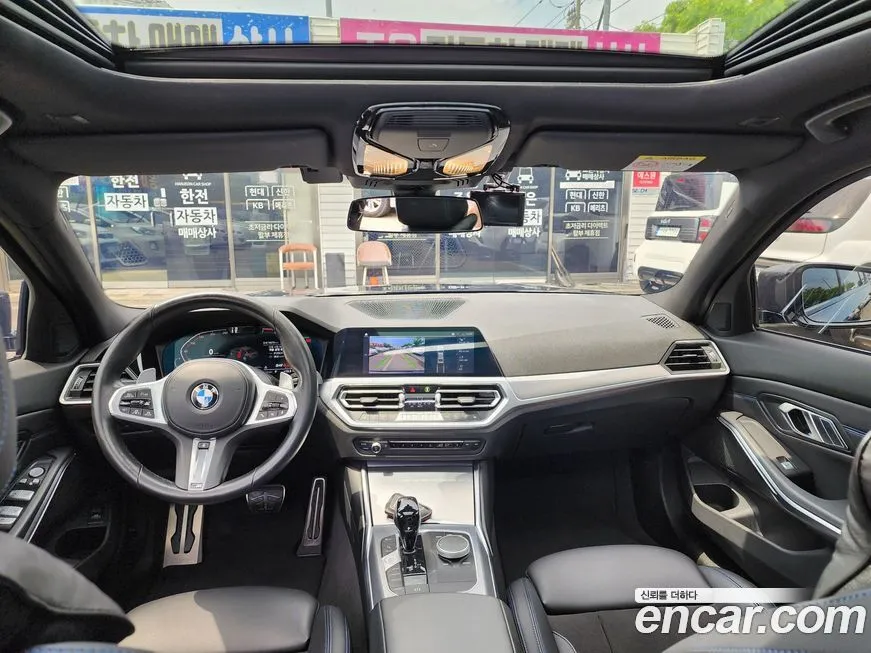 BMW 3-Series 2022 из KR, фото 8