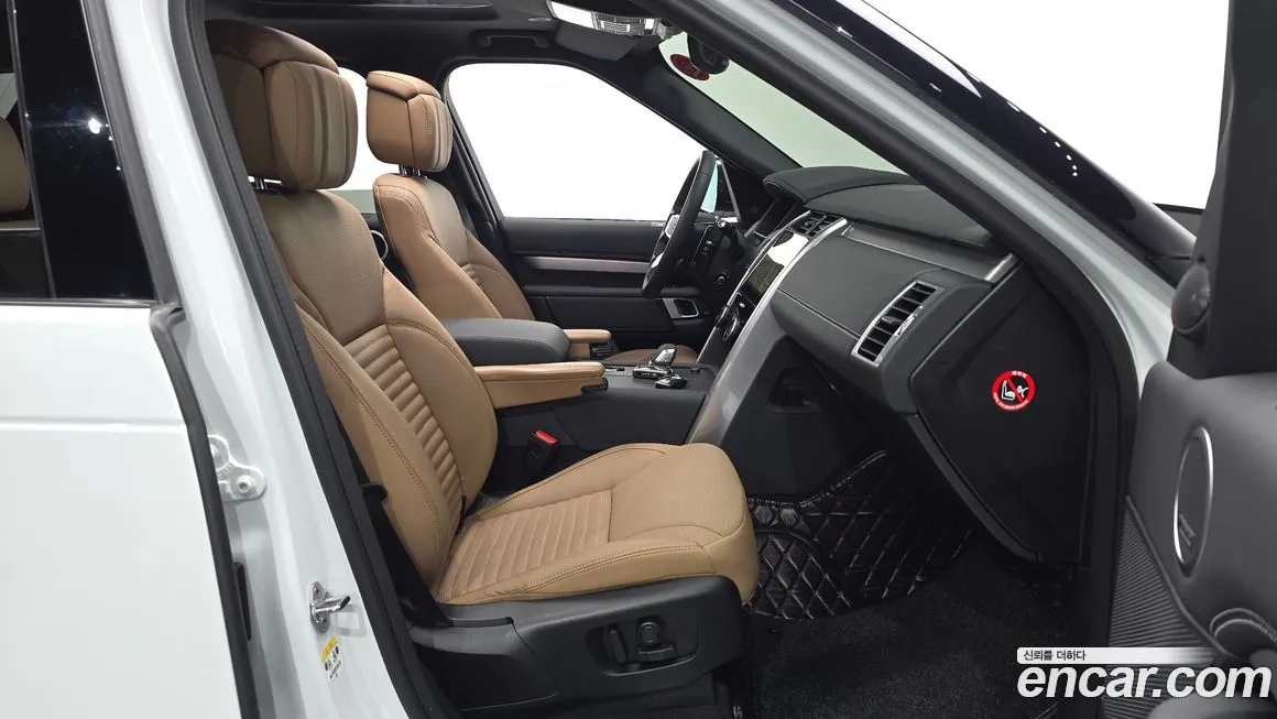 Land Rover Discovery 2024 из KR, фото 5