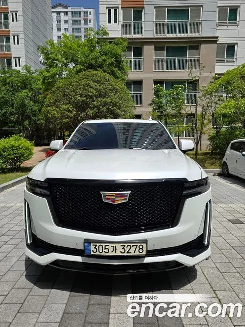 Cadillac Escalade 2023 из KR, фото 3