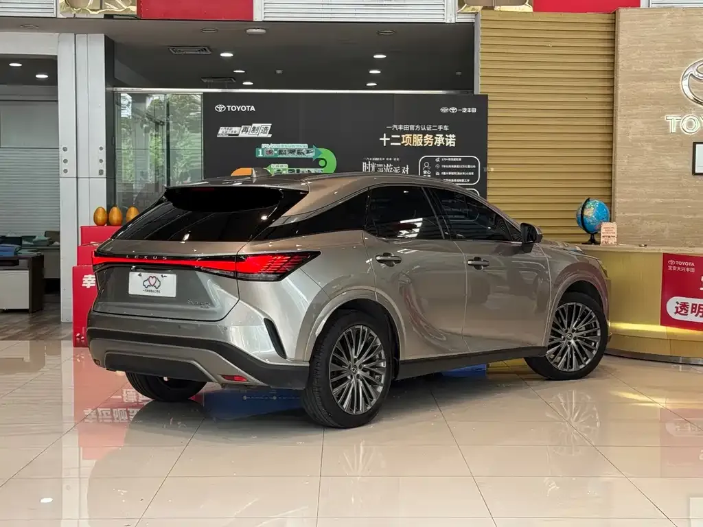 Lexus RX 2023 из CN, фото 9