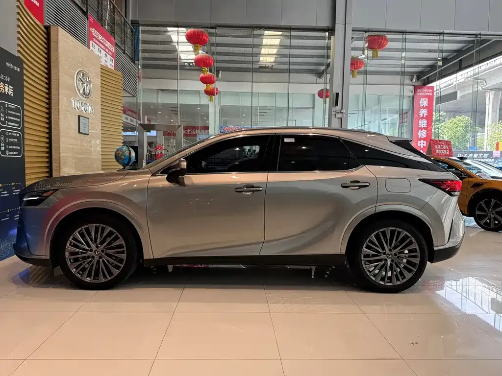 Lexus RX 2023 из CN, фото 5