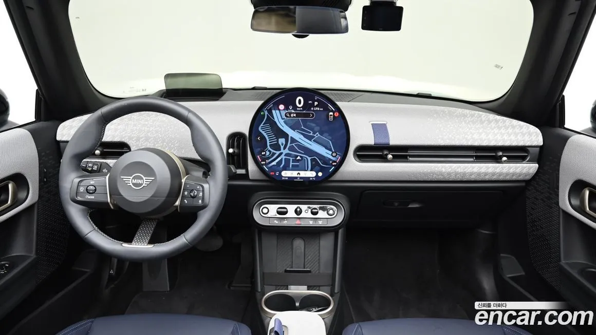 Mini Cooper Convertible 2025 из KR, фото 3