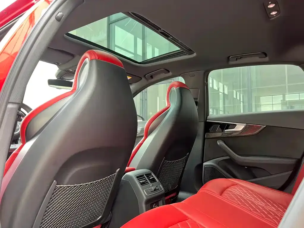 Audi S4 2021 из CN, фото 4