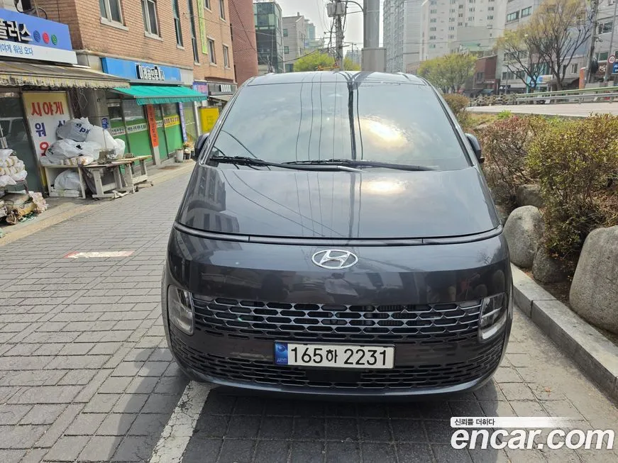 Hyundai Staria — фото 1