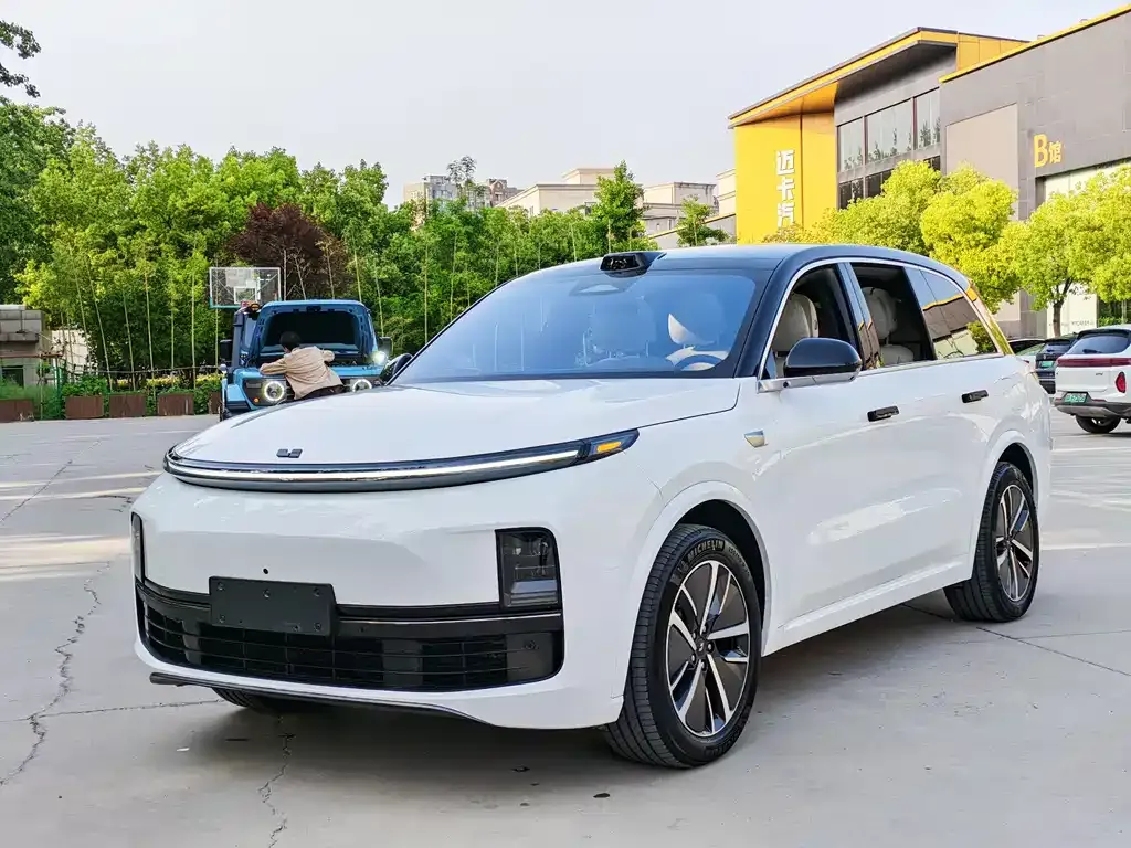 Li Auto L8 2024 из CN, фото 1