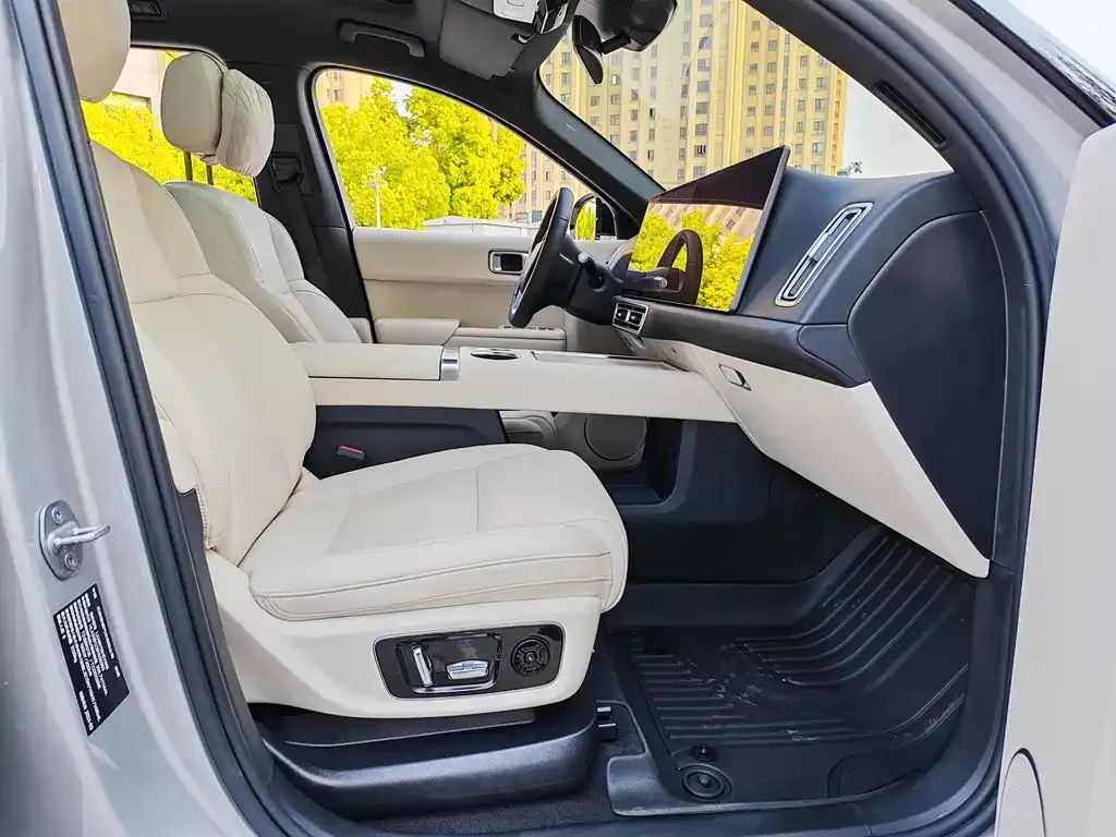 Li Auto L8 2024 из CN, фото 10