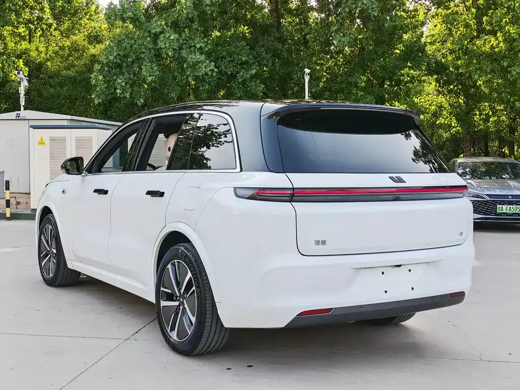 Li Auto L8 2024 из CN, фото 7