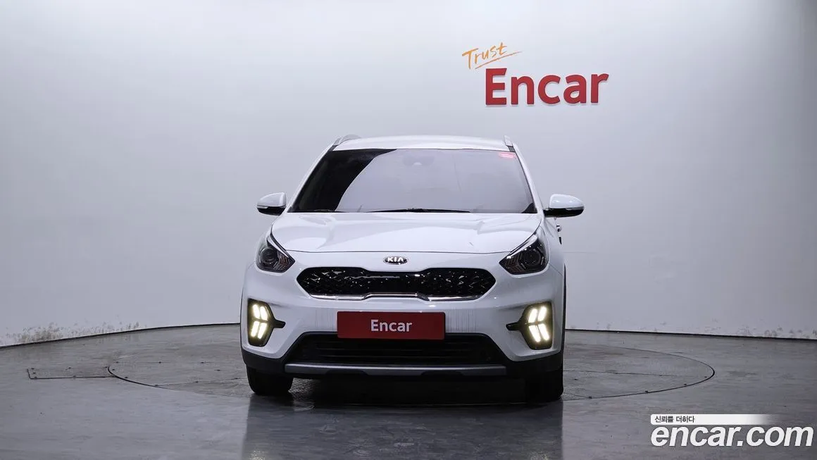Kia Niro — фото 3