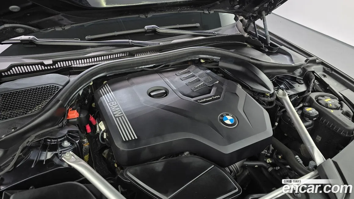 BMW 5-Series 2022 из KR, фото 10