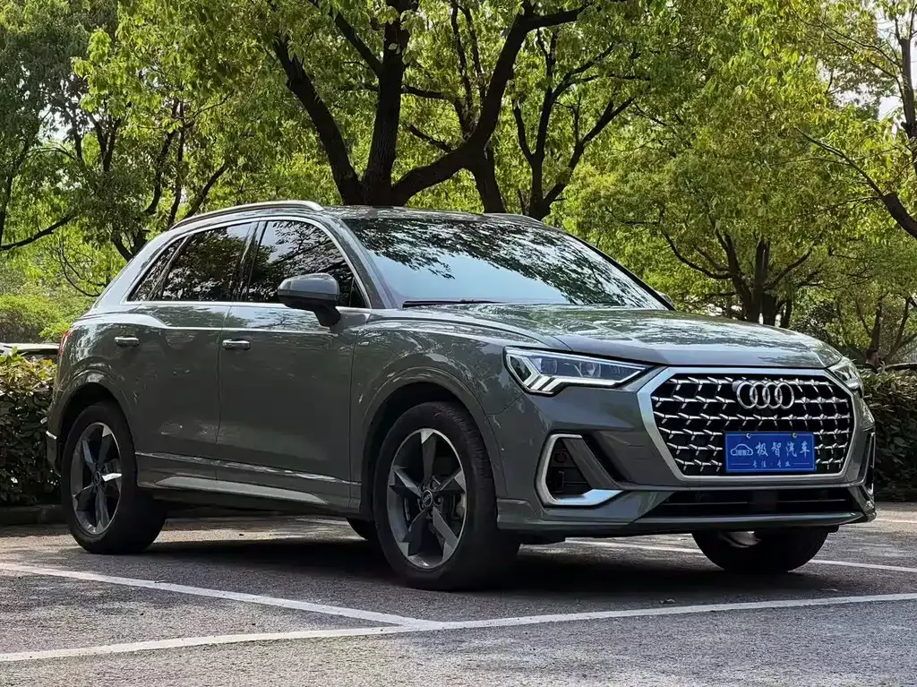 Audi Q3 — фото 8