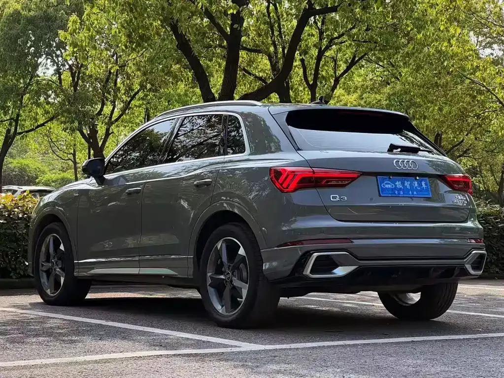 Audi Q3 — фото 9