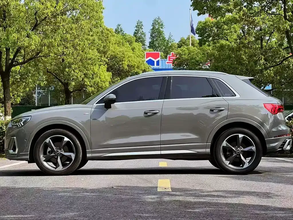 Audi Q3 — фото 5