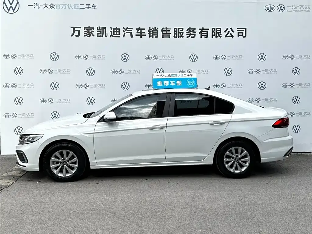 Volkswagen Bora 2023 из CN, фото 8