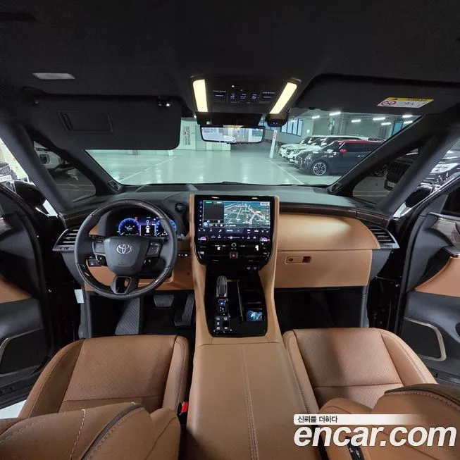 Toyota Alphard — фото 6