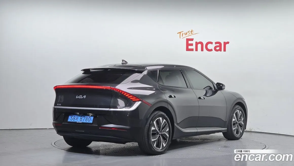 Kia EV6 — фото 3