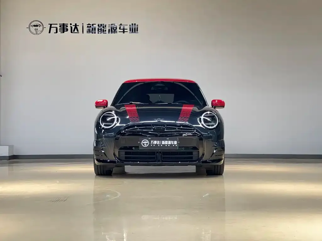 MINI Cooper EV 2024 из CN, фото 3