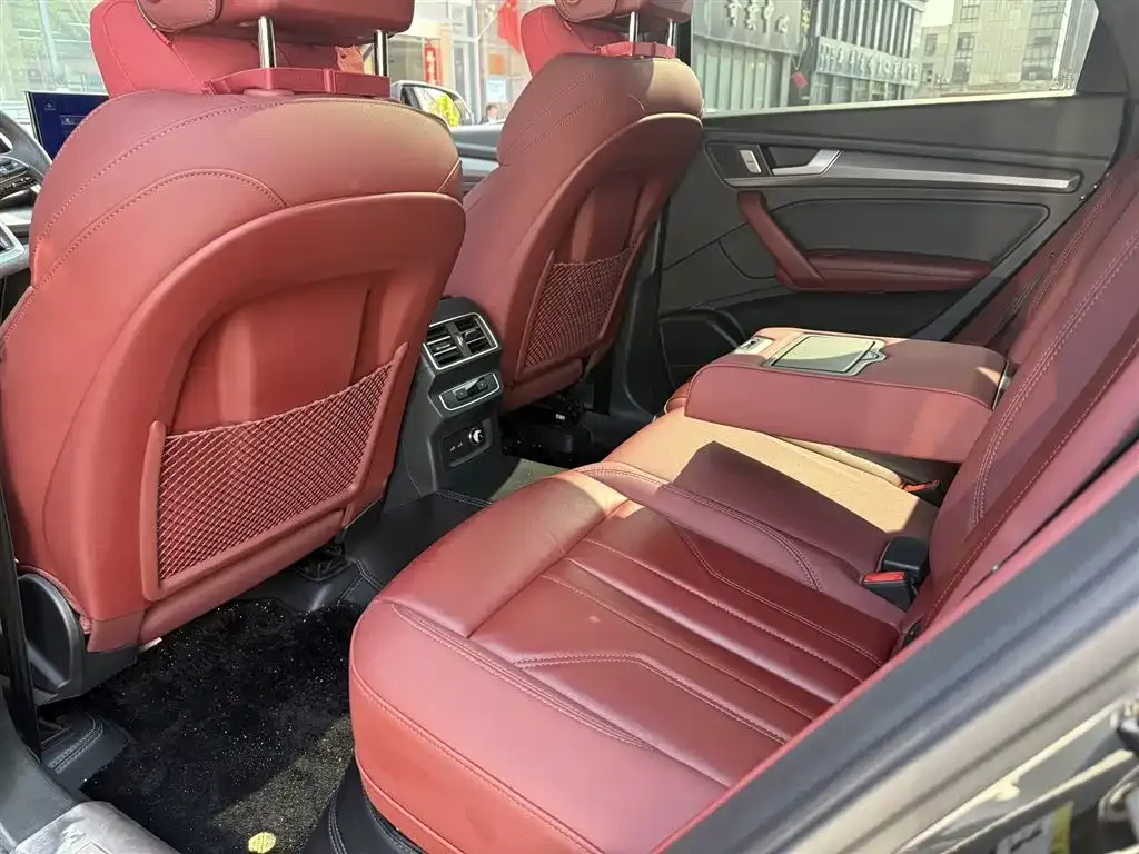 Audi Q5L 2024 из CN, фото 4
