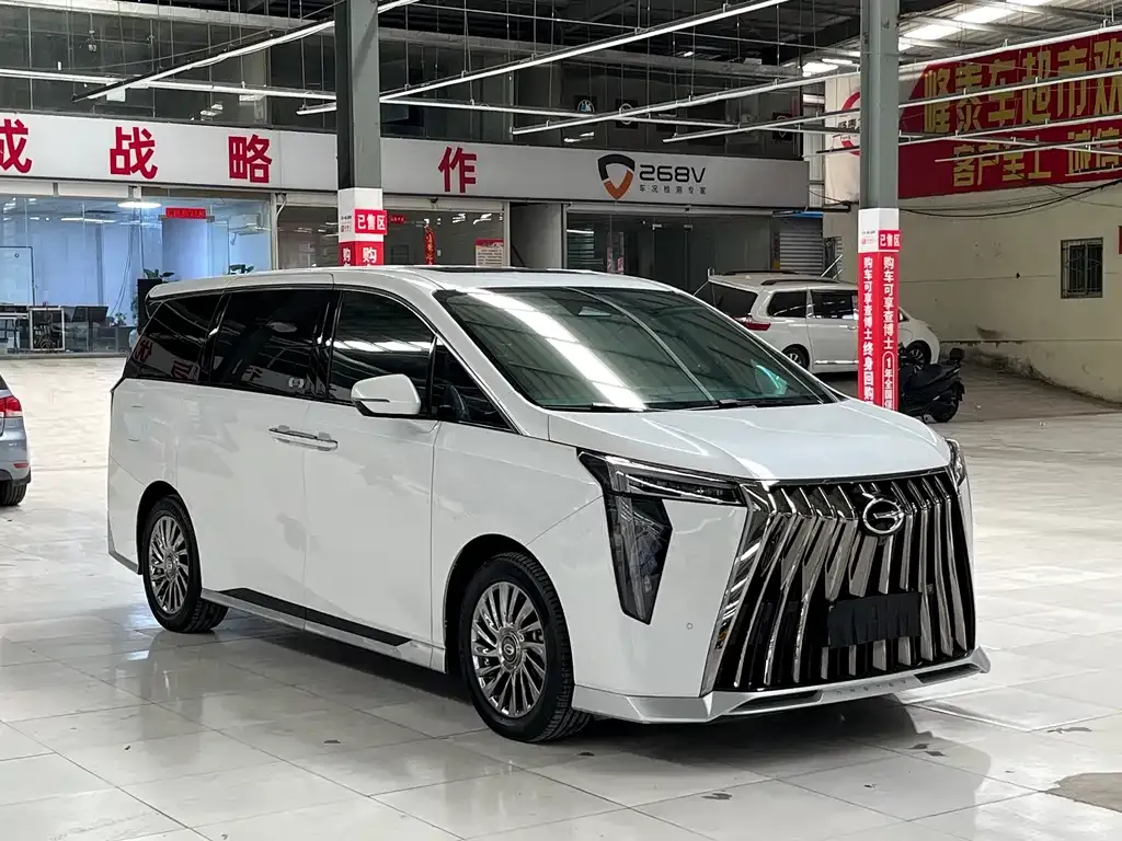 GAC Motor Trumpchi M8 — фото 8