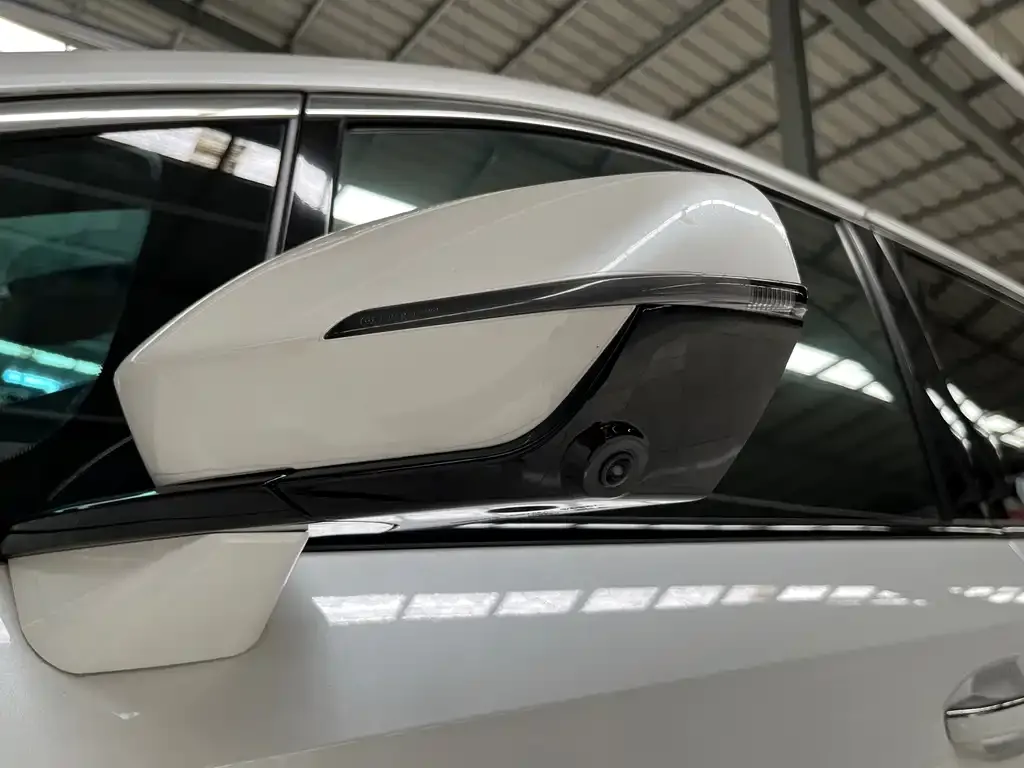 GAC Motor Trumpchi M8 — фото 3