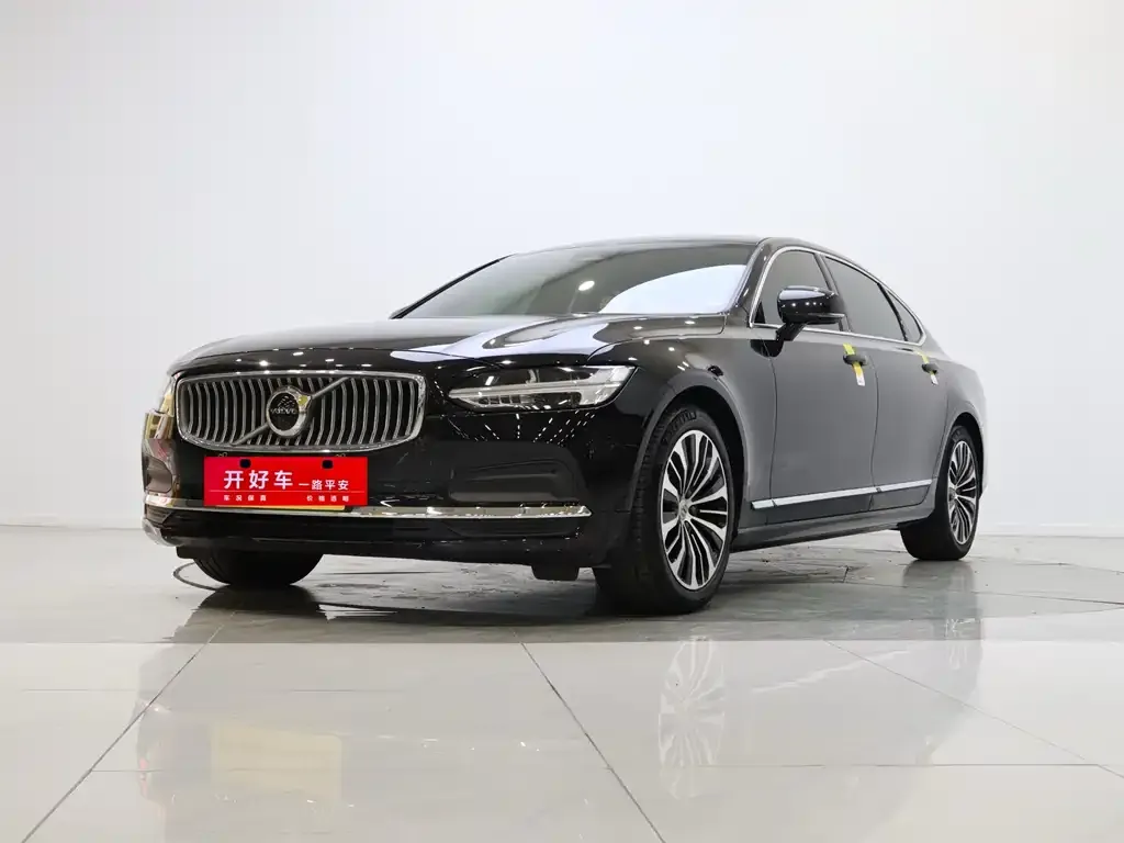 Volvo S90 — фото 1