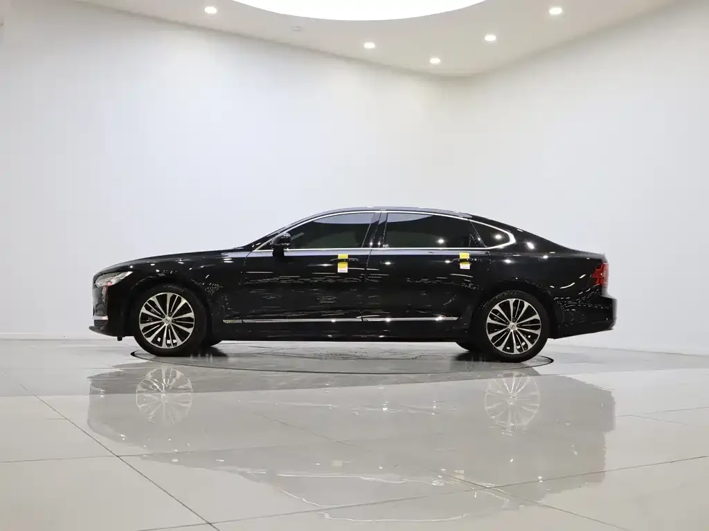 Volvo S90 — фото 9