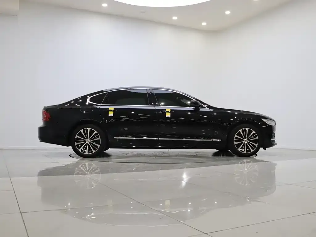 Volvo S90 — фото 4