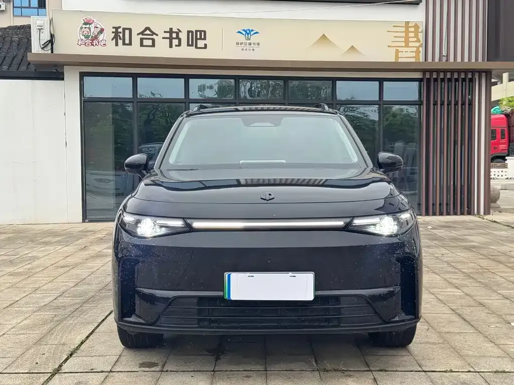 Leapmotor C16 — фото 2