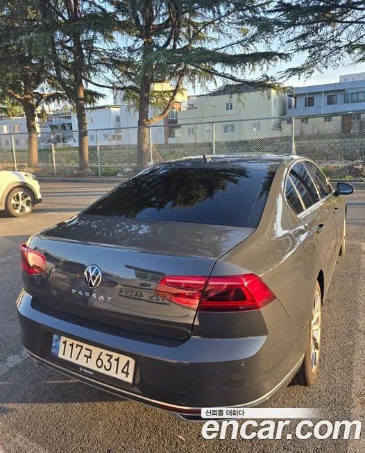 Volkswagen Passat 2022 из KR, фото 7