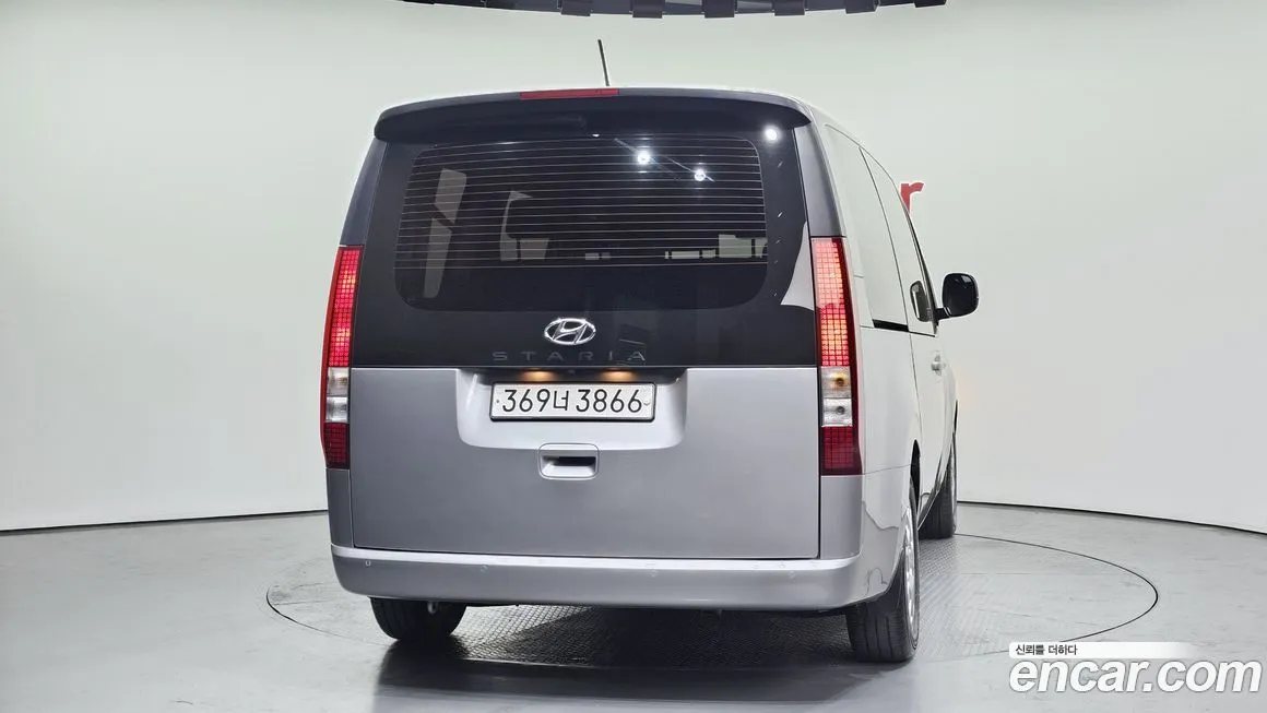 Hyundai Staria 2023 из KR, фото 10
