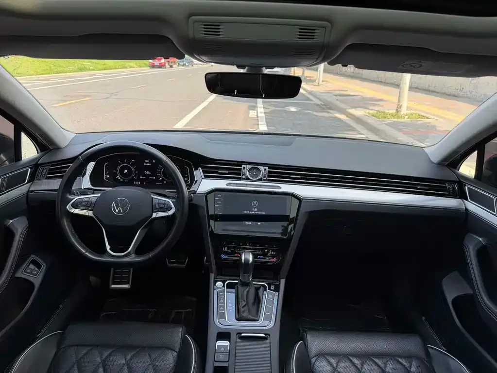 Volkswagen Magotan GTE PHEV 2024 из CN, фото 7