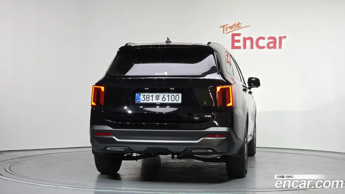 Kia Sorento — фото 4